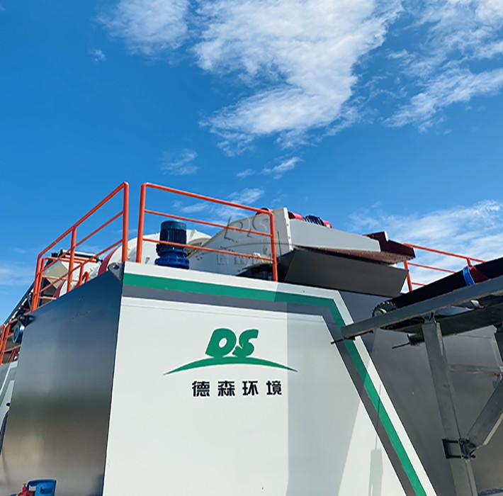 撬装式土壤淋洗设备运行现场